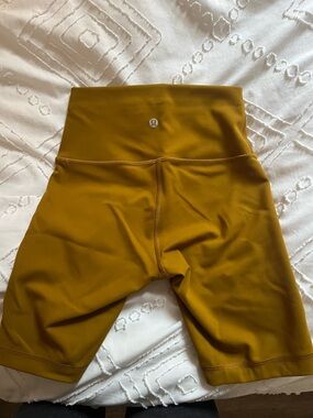 lululemon athletica High-Rise Athletic Shorts in Mustard